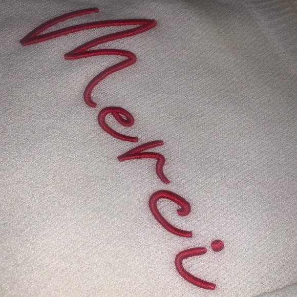 Embroidered white sweater - Picture 1 of 3